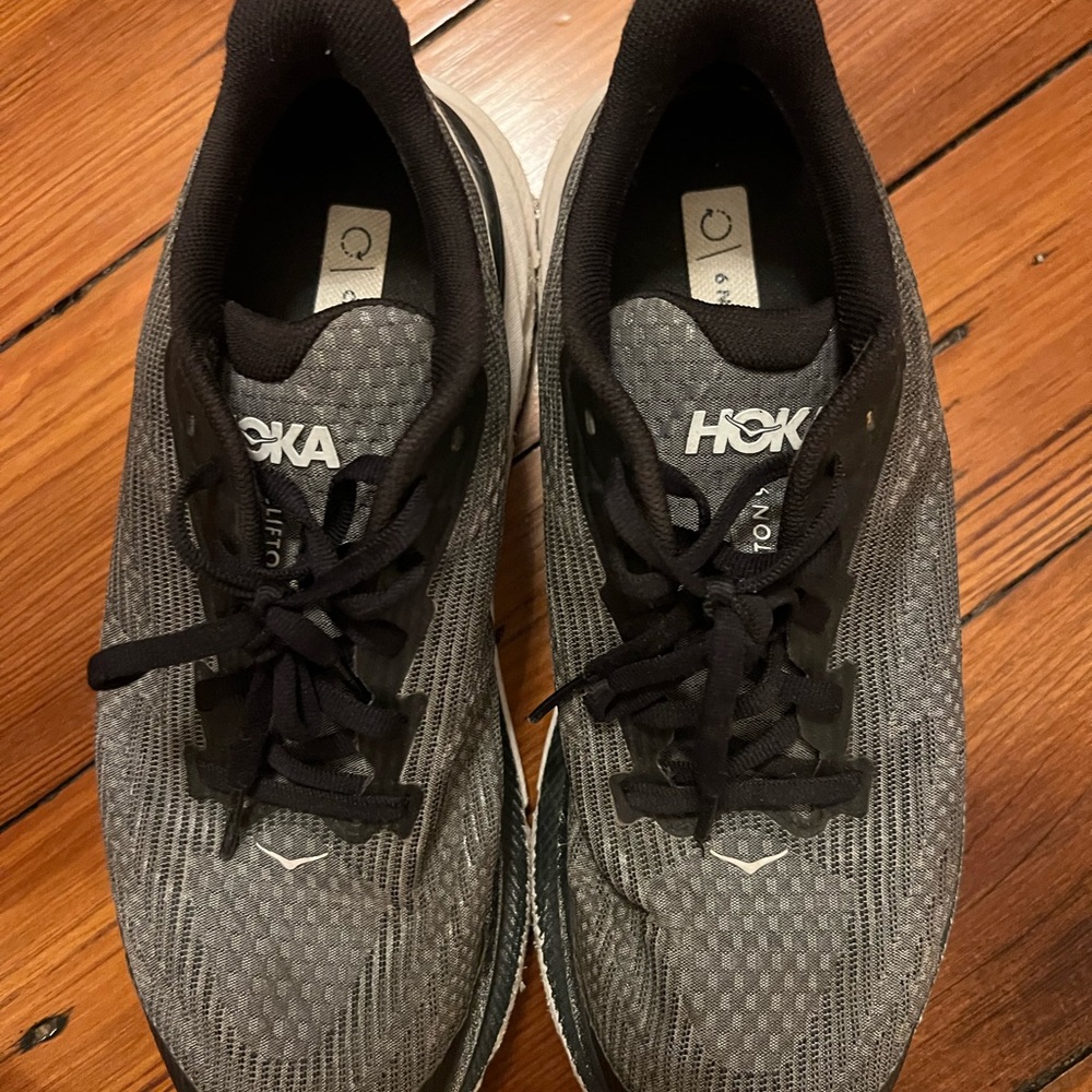 Hoka One  Clifton 9 Running Shoes - Youth's Size 6. Black/gray
